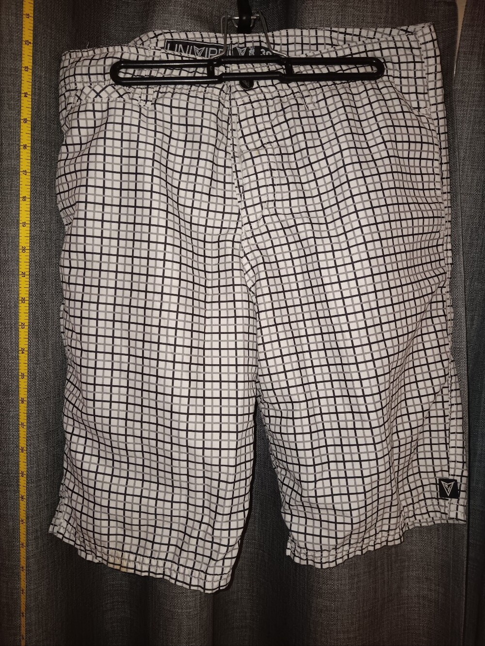 Univibe White and Black Grid Hybrid Shorts Mens 30